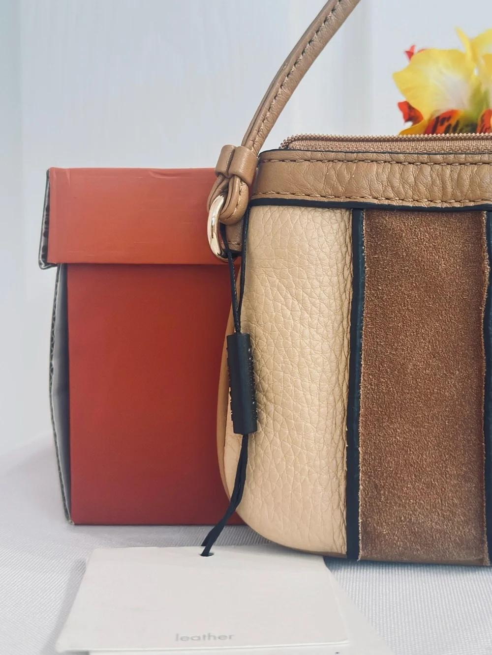 CALVIN KLEIN ~ Multi-Tone Tan and Metallic Panel Pebble & Suede Leather Wristlet